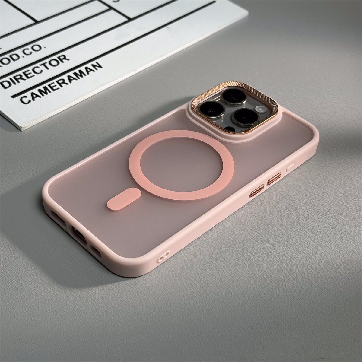 New Skin-feeling Magnetic Anti-fingerprint Phone Case for iPhone 16/16 Pro/16 Plus/16 Pro Max